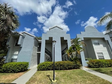 530 SW 113th Way, Pembroke Pines, FL 33025 - photo 2