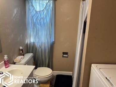 1217 S 9th St, Centerville, IA 52544 - photo 7