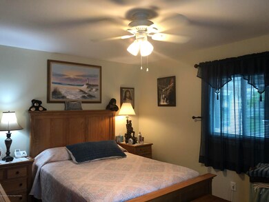 5AF2A294-9881-48E8-841E-61A7DFA5A984