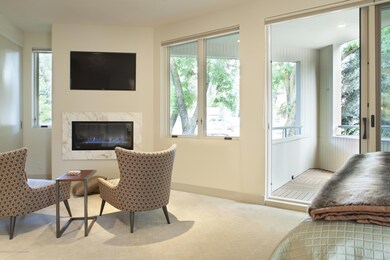 Master Bedroom Sitting Area