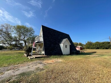 136 Cindy Ln, Weatherford, TX 76085 - photo 2