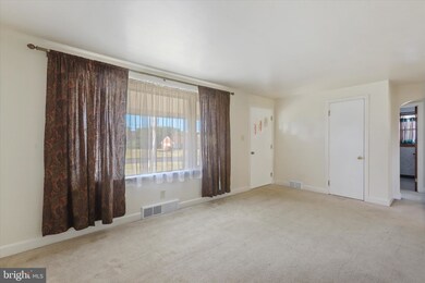 5081 Lincoln Way W, Saint Thomas, PA 17252 - photo 4