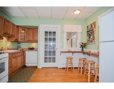 38 Lynn St, Lawrence, MA 01843 - photo 2