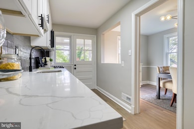 4353 Eldone Rd, Baltimore, MD 21229 - photo 7