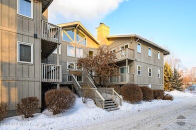Turnagain Blvd common entry
