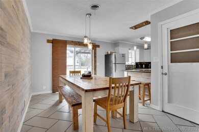 1112 N Meadow Dr, Ardmore, OK 73401 - photo 3