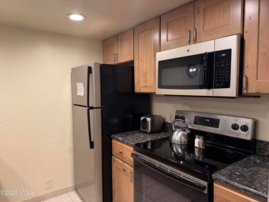 3204 kitchen