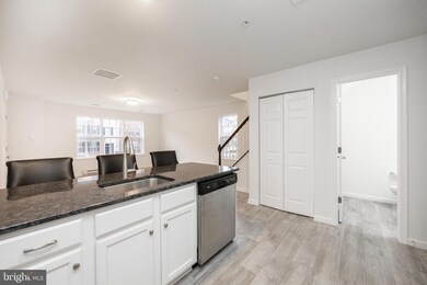 3024 Davenport Way unit M124 L, Pennsburg, PA 18073 - photo 4