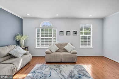 7926 Silver Oak Rd, Hanover, MD 21076 - photo 3