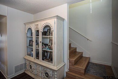 322 322 Brookwood Dr, Tyler, TX 75701 - photo 5