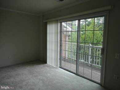 11226 Edson Park Place unit 21, Rockville, MD 20852 - photo 4