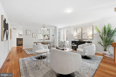 919 Latimer St unit A7, Philadelphia, PA 19107 - photo 4