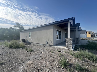 658 N Kaycie Ln, Panguitch, UT 84759 - photo 2