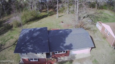 128 Mike Loop Rd, Jacksonville, NC 28546 - photo 2