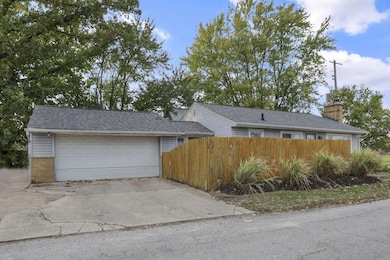 601 Morse Rd, Columbus, OH 43214 - photo 3