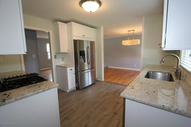 310 robbins - 17