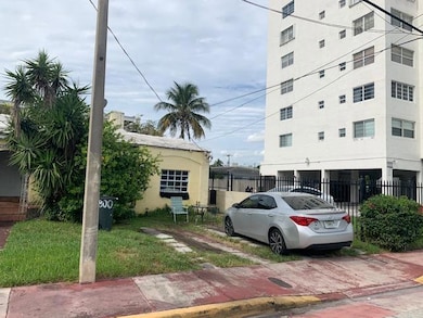 7800 Byron Ave unit 3, Miami Beach, FL 33141 - photo 3