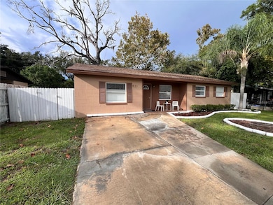 921 Valleydale Ave, Deland, FL 32720 - photo 4