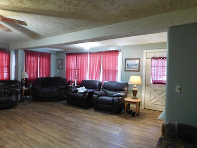 11565 N Main St, Roscommon, MI 48653 - photo 7