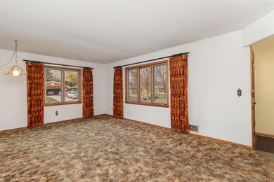 Livingroom face to the West and North.       Livingroom windows catching sunlight from the west and north