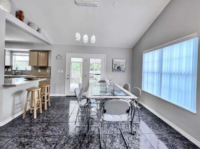 7687AF39-45F1-4762-A90C-E65C07186076