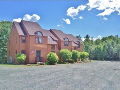 81 Richardson Trail unit 27, Campton, NH 03223 - photo 2