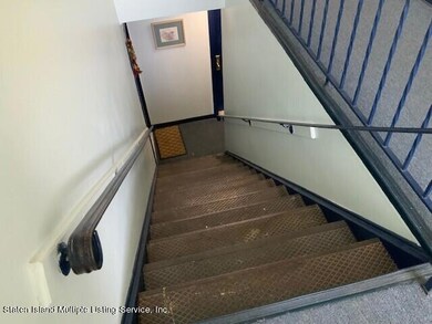 125 Cortelyou Ave unit 2-4, Staten Island, NY 10312 - photo 4