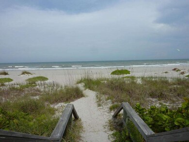 400 S 11th St Beachouse