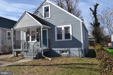 523 Capitol Heights Blvd, Capitol Heights, MD 20743 - photo 2