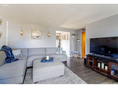 744 Ivy Ave, Eugene, OR 97404 - photo 4