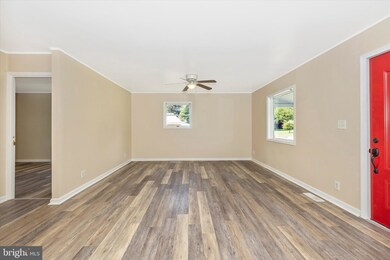 1134 Outer Dr, Hagerstown, MD 21742 - photo 4