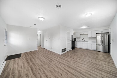 1603 Vilardo Ln, Columbus, OH 43227 - photo 7