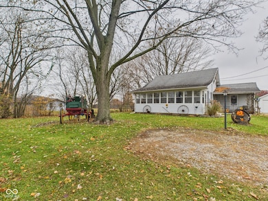 2438 E 200 N, Anderson, IN 46012 - photo 2