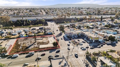 11400 S Hoover St, Los Angeles, CA 90044 - photo 3