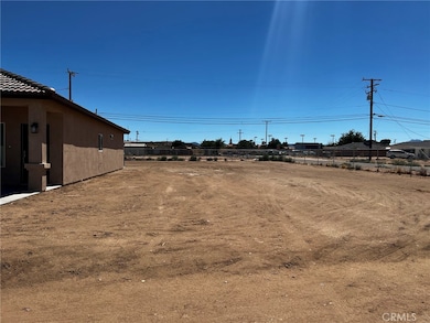 16507 Juniper St, Hesperia, CA 92345 - photo 2