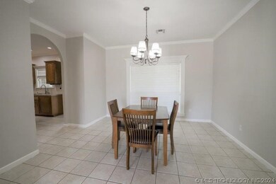 1117 S 35th St, Broken Arrow, OK 74014 - photo 3