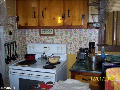 Cafeteria/Kitchen - Kitchen
