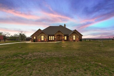 106 Doc Ballard Ct, Weatherford, TX 76088 - photo 3