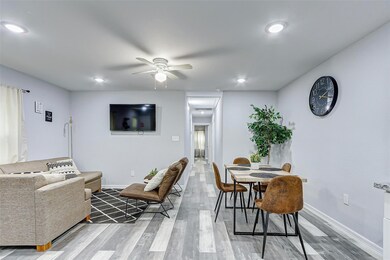 6733 Knox St unit A, Houston, TX 77091 - photo 4