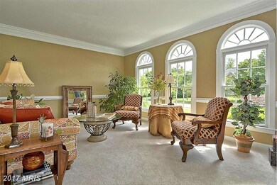 19389 Emerald Park Dr, Leesburg, VA 20175 - photo 4