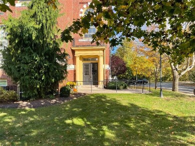 Condo side entrance in the Fall