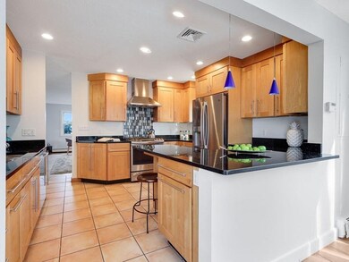 134 Hanson Rd, Newton Center, MA 02459 - photo 5