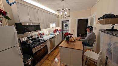 54 Saxton St unit 2, Dorchester, MA 02125 - photo 5