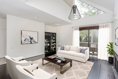 283 Litchfield Ln, Houston, TX 77024 - photo 4