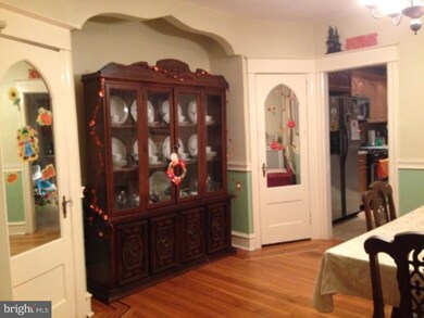 3515 Shelmire Ave, Philadelphia, PA 19136 - photo 5