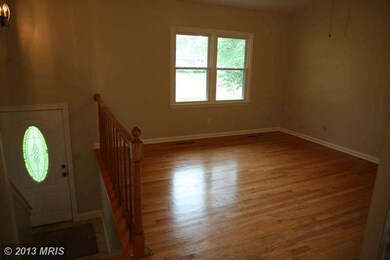 45242 Elmbrook Dr, California, MD 20619 - photo 2