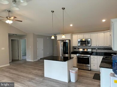 98 Constellation Rd, Inwood, WV 25428 - photo 3