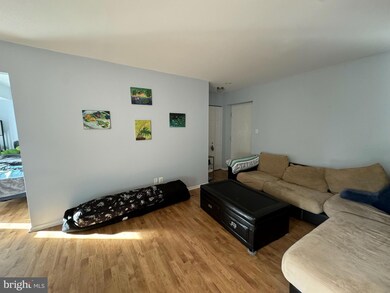 Lafayette Park unit 510, Falls Church, VA 22041 - photo 2