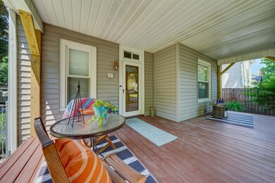 713 S Indiana Ave, Auburn, IN 46706 - photo 4