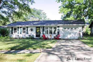 1641 Herrick Ave NE, Grand Rapids, MI 49505 - photo 3